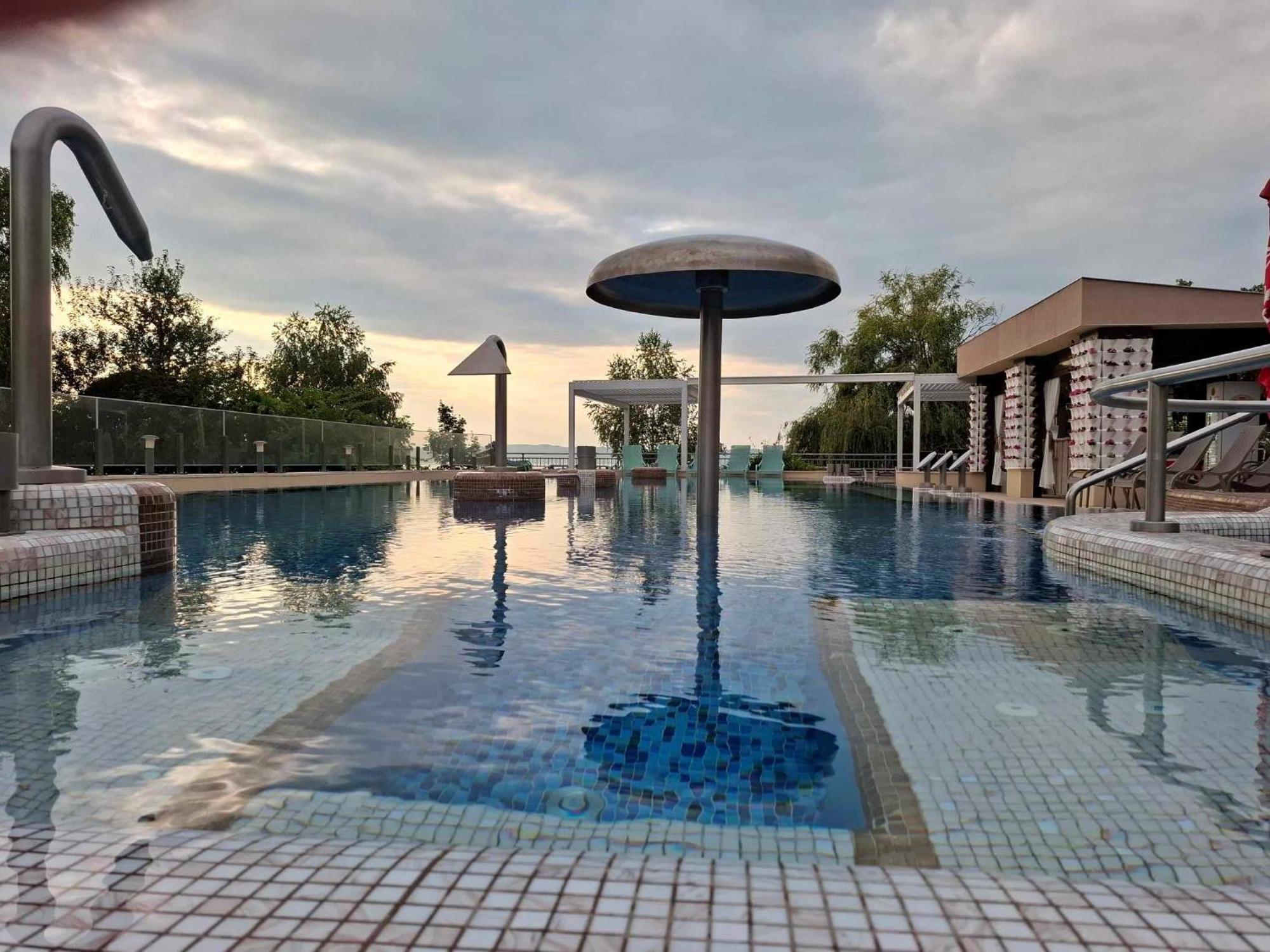 Hotel Wellamarin Zamardi Exterior photo