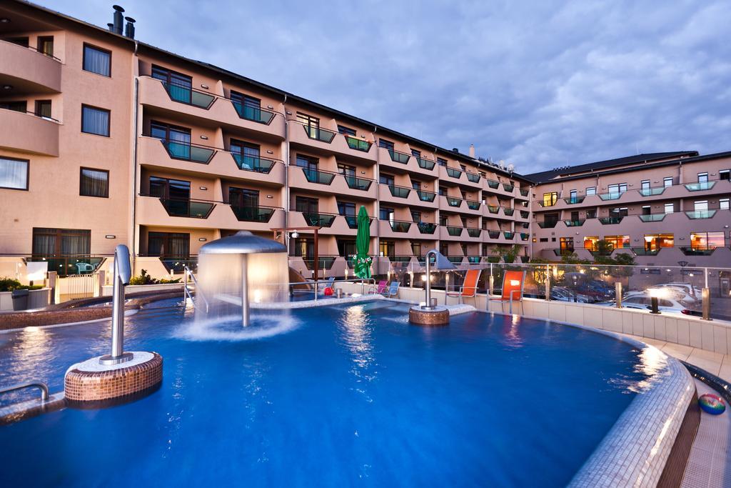 Hotel Wellamarin Zamardi Exterior photo